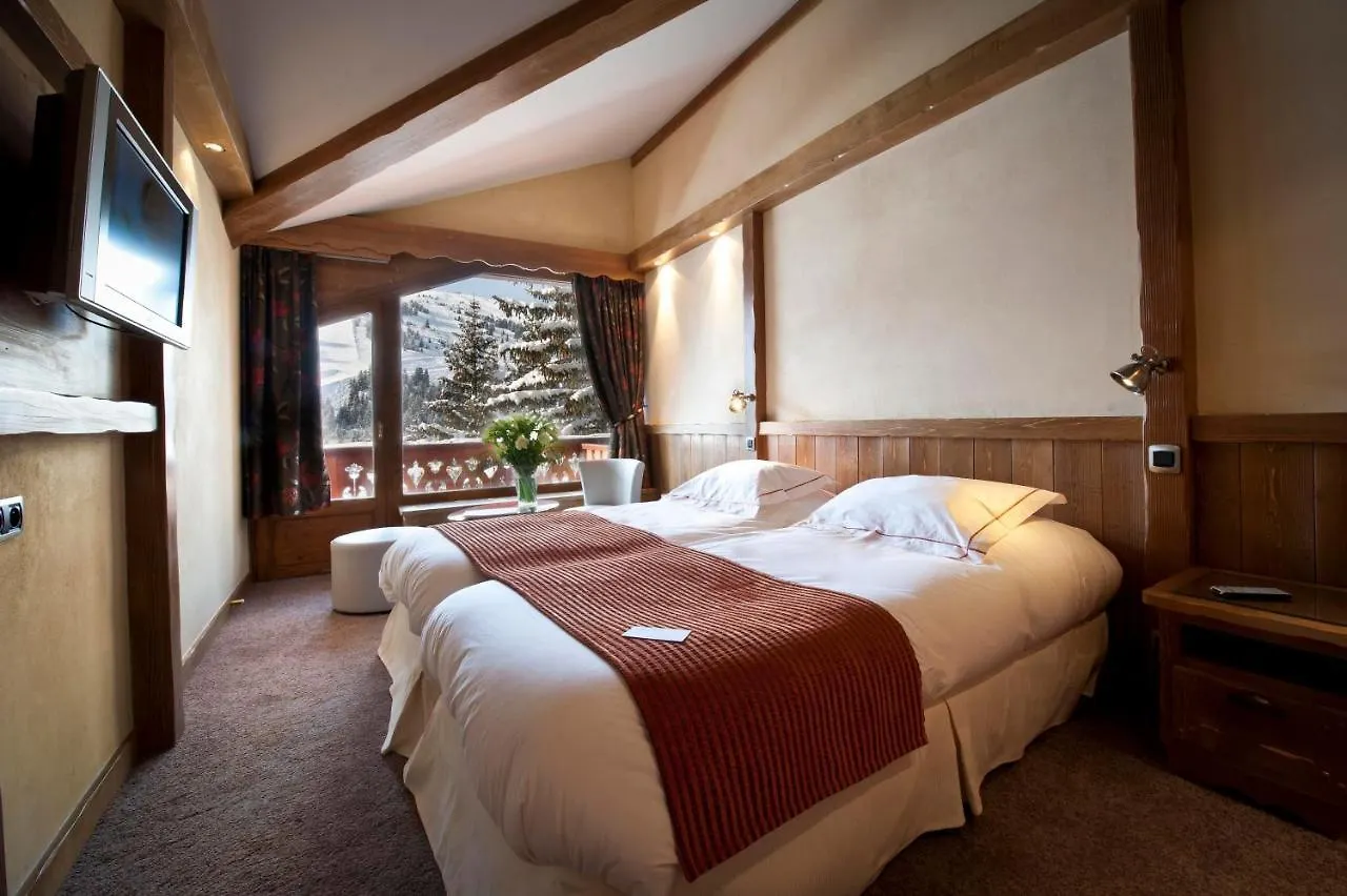 Hotel Les Sherpas Courchevel 4*,