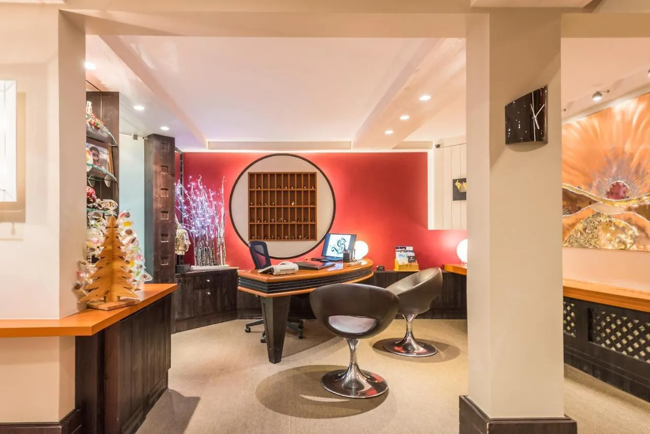 Hotel Les Sherpas Courchevel France